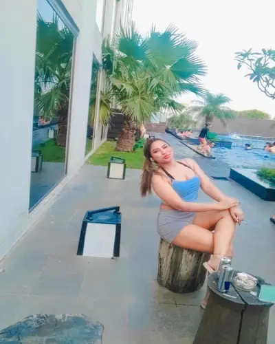Escort Bareli